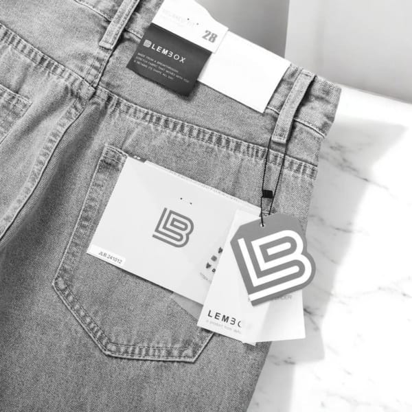 Quần jean lembox màu xám bạc